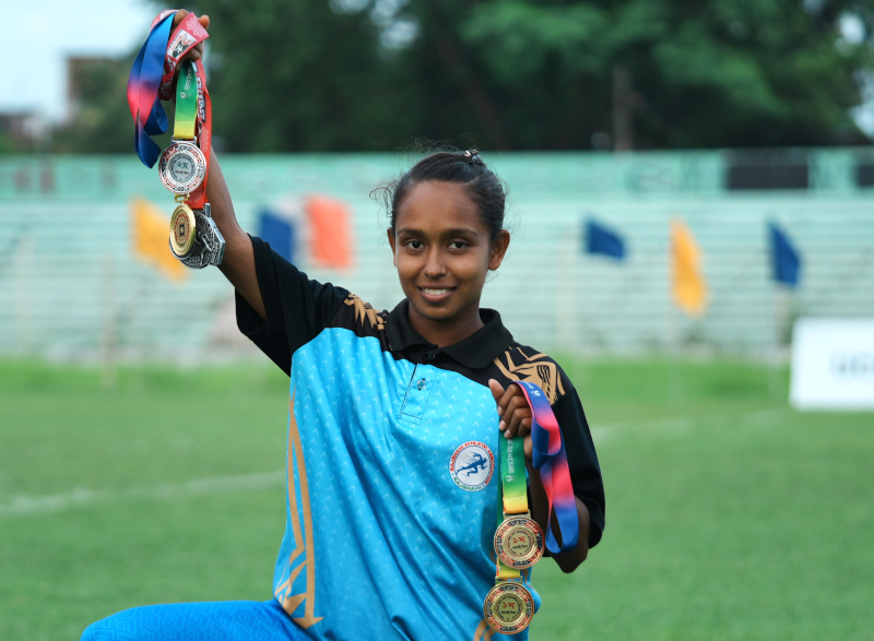 uzaifa-bangladeh-medalla.JPG